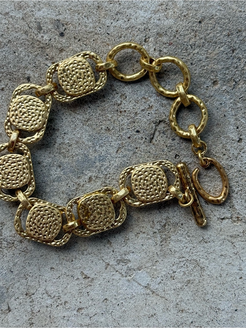 Oscar de la Renta Gold-Tone Bracelet with Teal Crystal Links - Picture 4 of 6